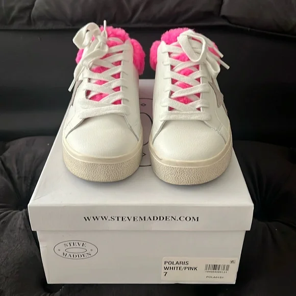 Steve Madden sneakers - Picture 2 of 6
